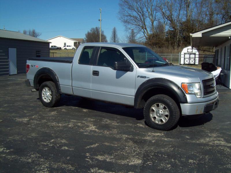 Ford F-150 XLT SuperCab 8-ft. Bed 4WD 2013