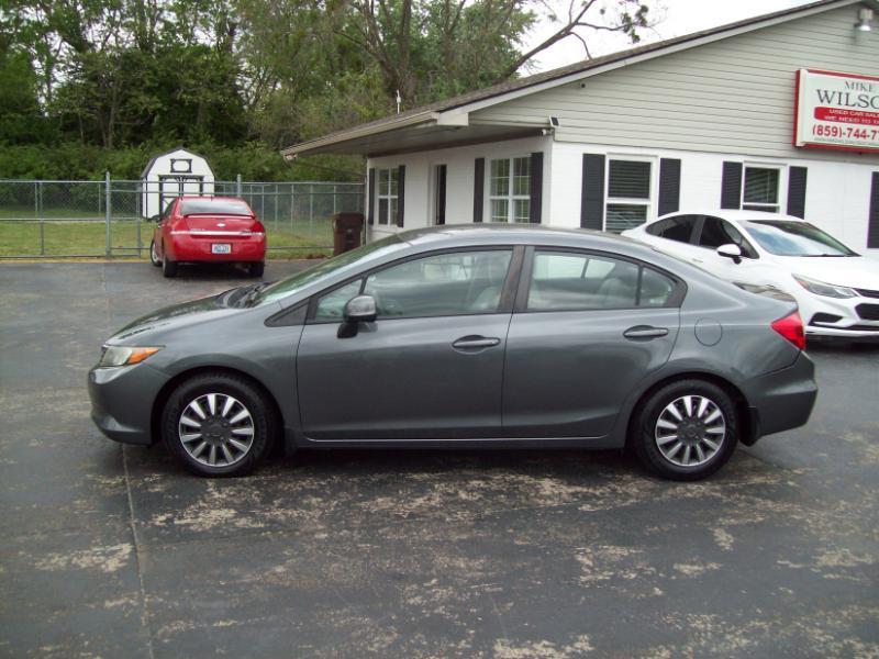 Honda Civic LX Sedan 5-Speed AT 2012