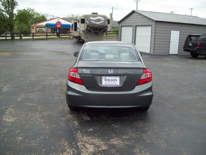 Honda Civic LX Sedan 5-Speed AT 2012