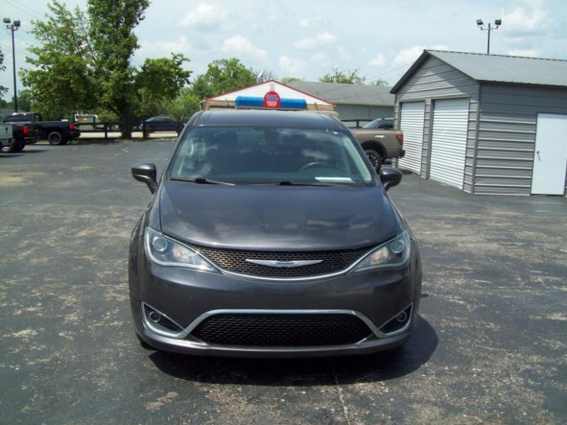 Chrysler Pacifica Touring Plus 2020