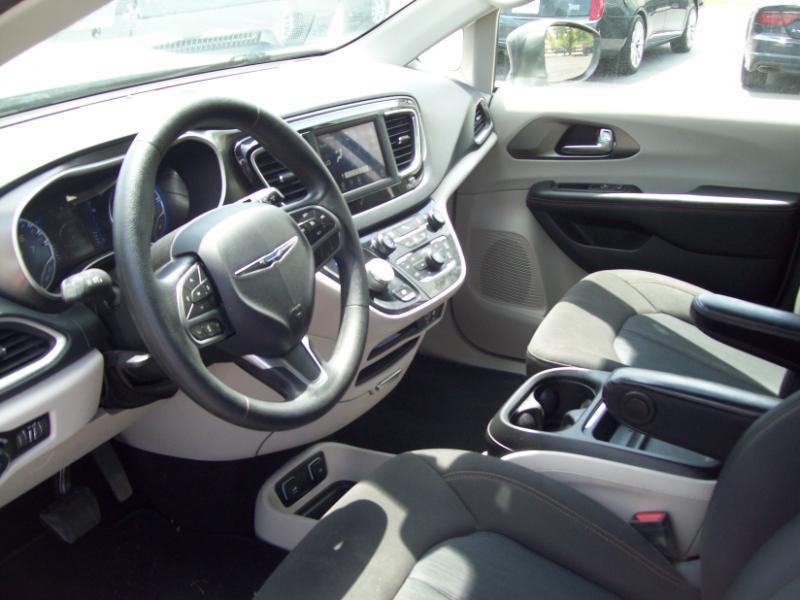 Chrysler Pacifica Touring Plus 2020