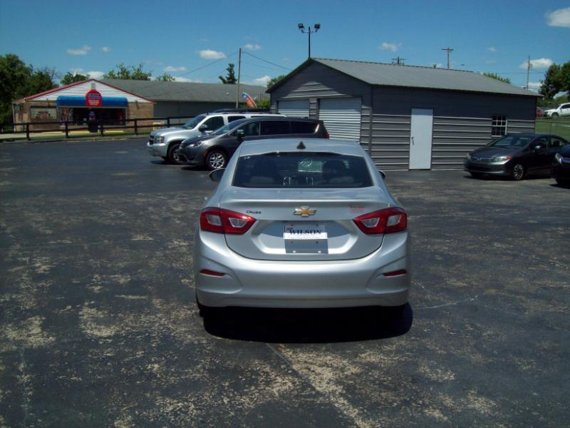 Chevrolet Cruze LS 2019