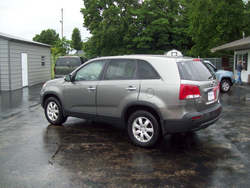 Kia Sorento LX 2WD 2012