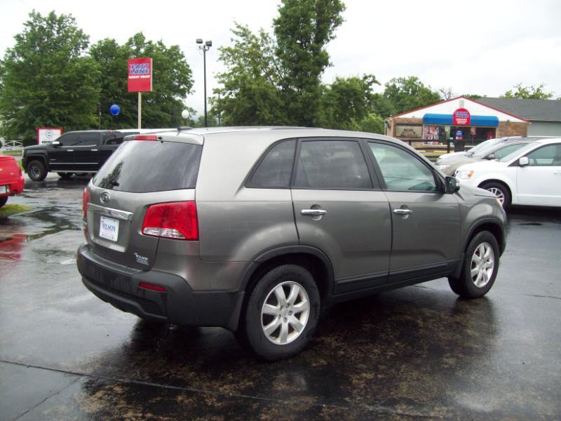 Kia Sorento LX 2WD 2012