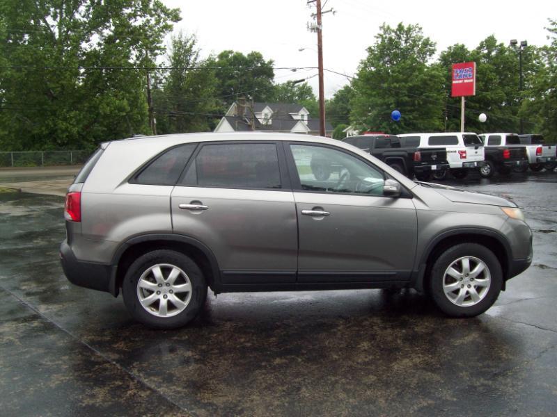 Kia Sorento LX 2WD 2012
