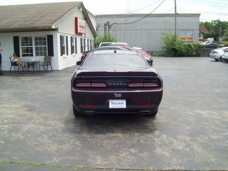 Dodge Challenger SXT 2020