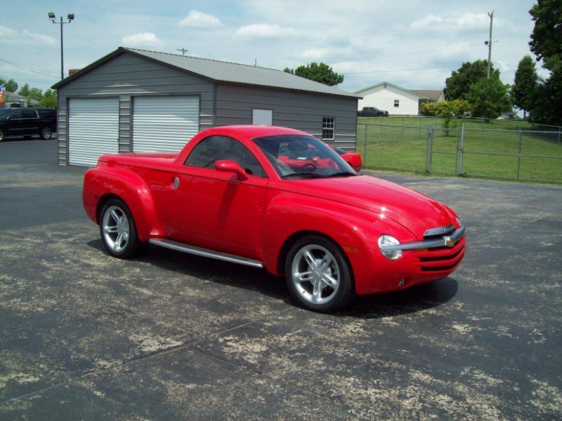 Chevrolet SSR Base 2004