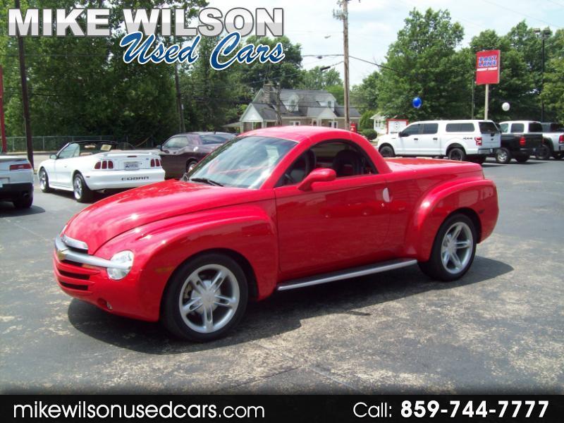 Chevrolet SSR Base 2004