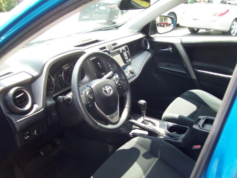Toyota RAV4 XLE FWD 2016