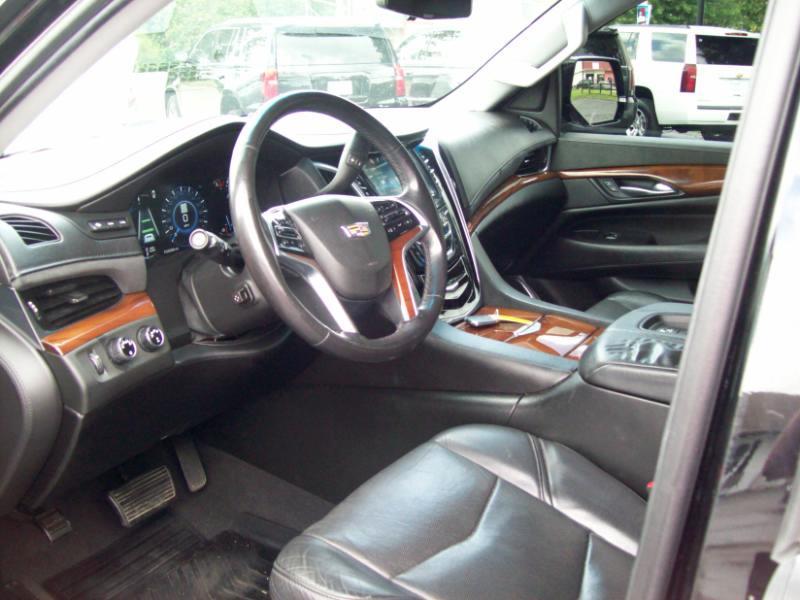Cadillac Escalade Luxury 4WD 2018