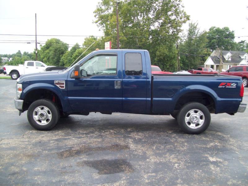 Ford F-250 SD XL SuperCab Long Bed 4WD 2010