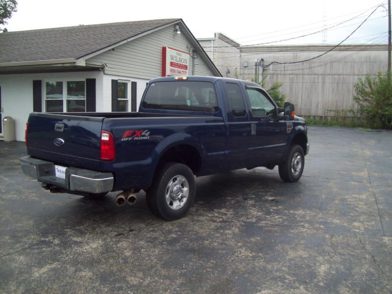Ford F-250 SD XL SuperCab Long Bed 4WD 2010