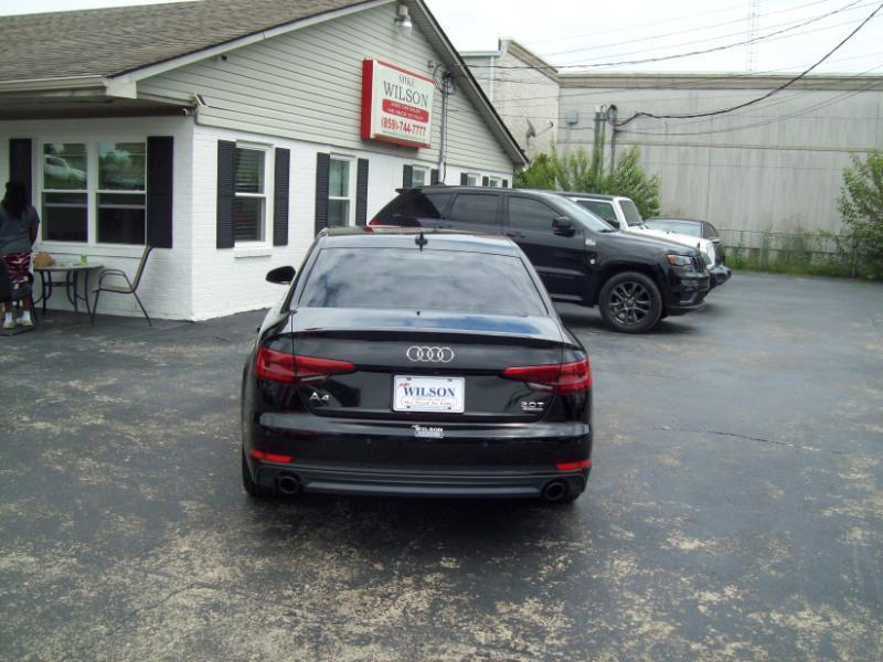 Audi A4 2.0T Premium Plus quattro Sedan 2017