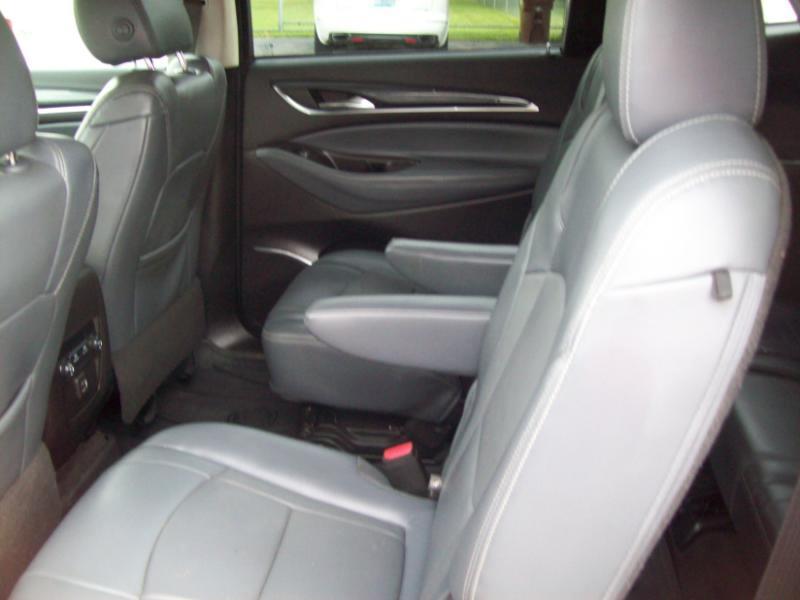 Buick Enclave Essence AWD 2020