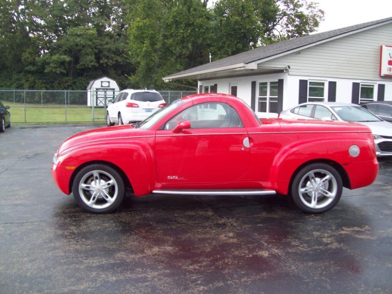 Chevrolet SSR Base 2004