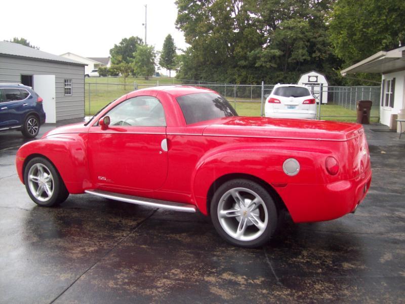 Chevrolet SSR Base 2004