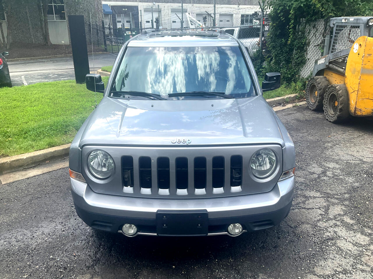 Jeep Patriot FWD 4dr High Altitude Edition 2016 Jeep Patriot FWD 4dr High Altitude Edition 2016