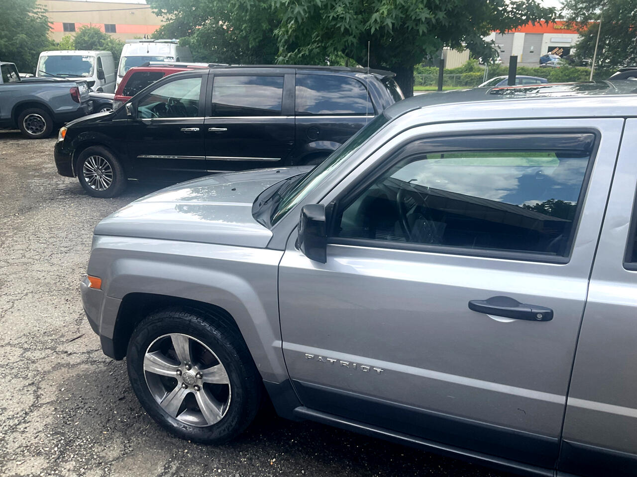 Jeep Patriot FWD 4dr High Altitude Edition 2016 Jeep Patriot FWD 4dr High Altitude Edition 2016