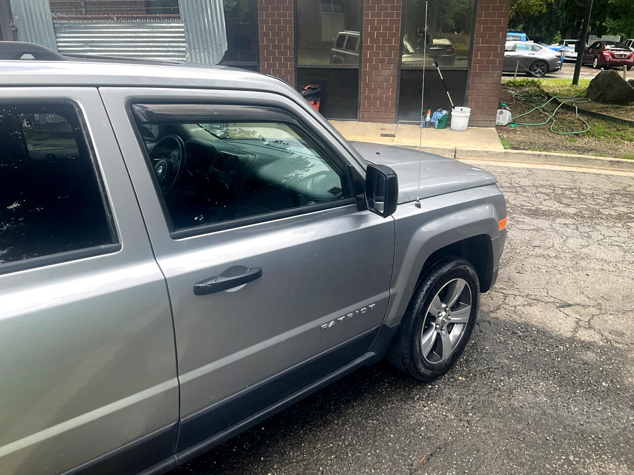 Jeep Patriot FWD 4dr High Altitude Edition 2016 Jeep Patriot FWD 4dr High Altitude Edition 2016