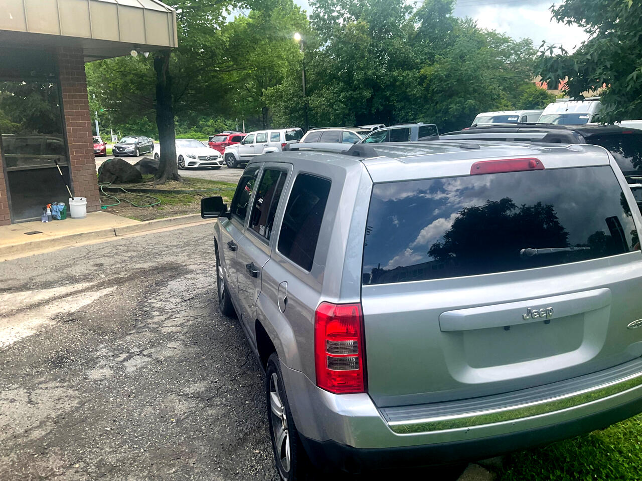 Jeep Patriot FWD 4dr High Altitude Edition 2016 Jeep Patriot FWD 4dr High Altitude Edition 2016