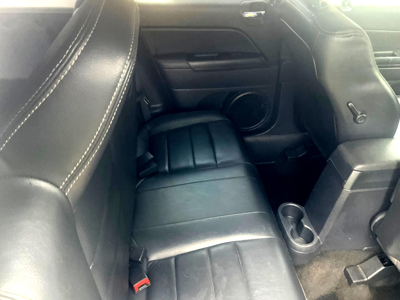 Jeep Patriot FWD 4dr High Altitude Edition 2016 Jeep Patriot FWD 4dr High Altitude Edition 2016