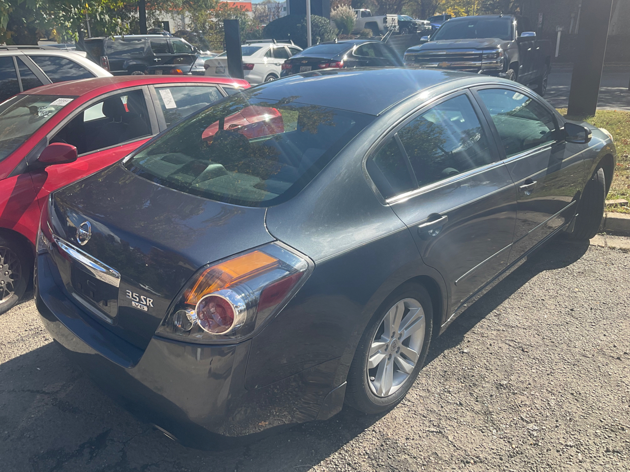 Nissan Altima 4dr Sdn V6 CVT 3.5 SR 2011 Nissan Altima 4dr Sdn V6 CVT 3.5 SR 2011