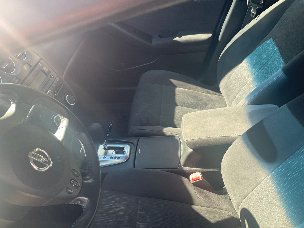 Nissan Altima 4dr Sdn V6 CVT 3.5 SR 2011 Nissan Altima 4dr Sdn V6 CVT 3.5 SR 2011