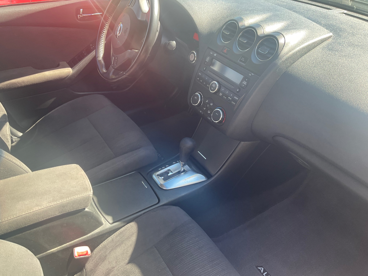 Nissan Altima 4dr Sdn V6 CVT 3.5 SR 2011 Nissan Altima 4dr Sdn V6 CVT 3.5 SR 2011
