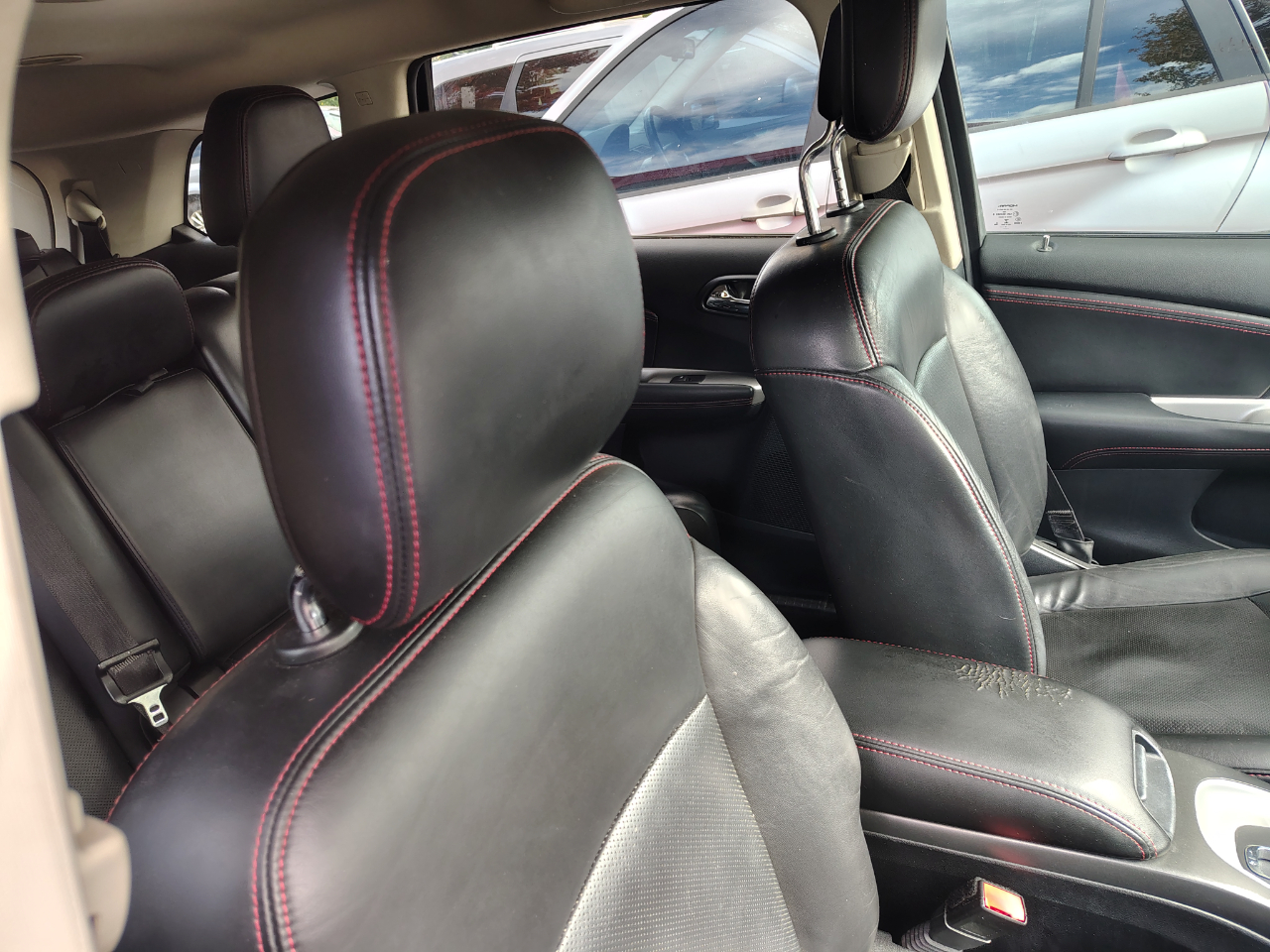 Dodge Journey FWD 4dr R/T 2015 Dodge Journey FWD 4dr R/T 2015