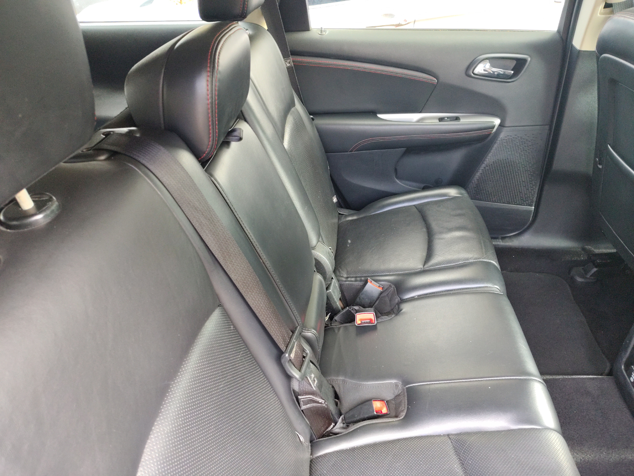 Dodge Journey FWD 4dr R/T 2015 Dodge Journey FWD 4dr R/T 2015