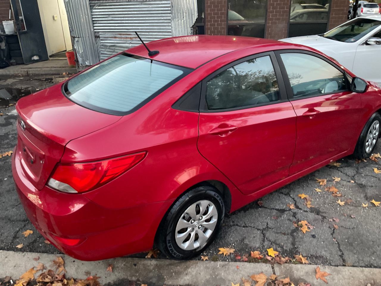 Hyundai Accent 4dr Sdn Auto SE 2016 Hyundai Accent 4dr Sdn Auto SE 2016