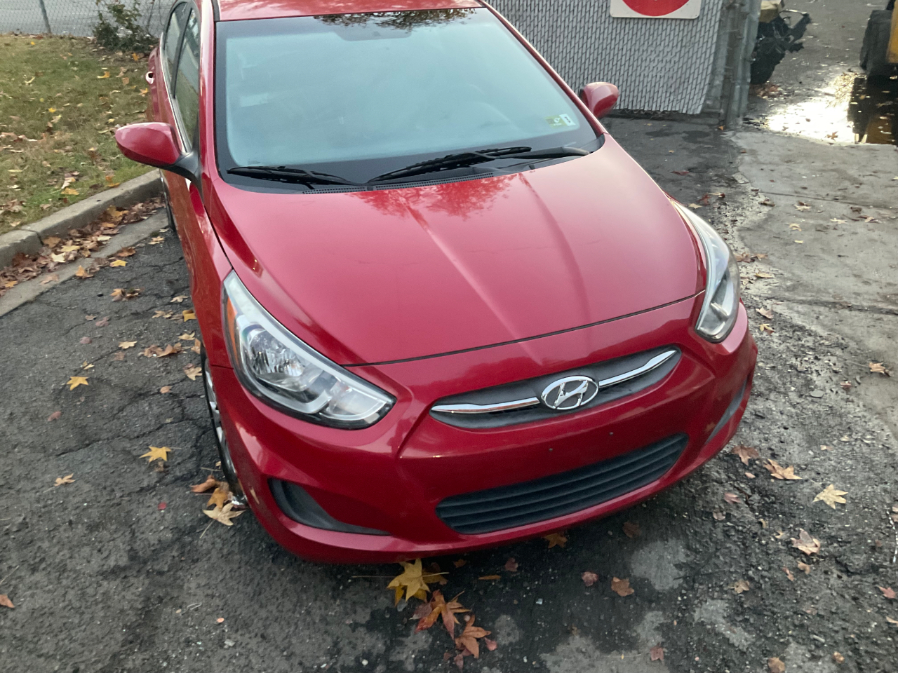Hyundai Accent 4dr Sdn Auto SE 2016 Hyundai Accent 4dr Sdn Auto SE 2016