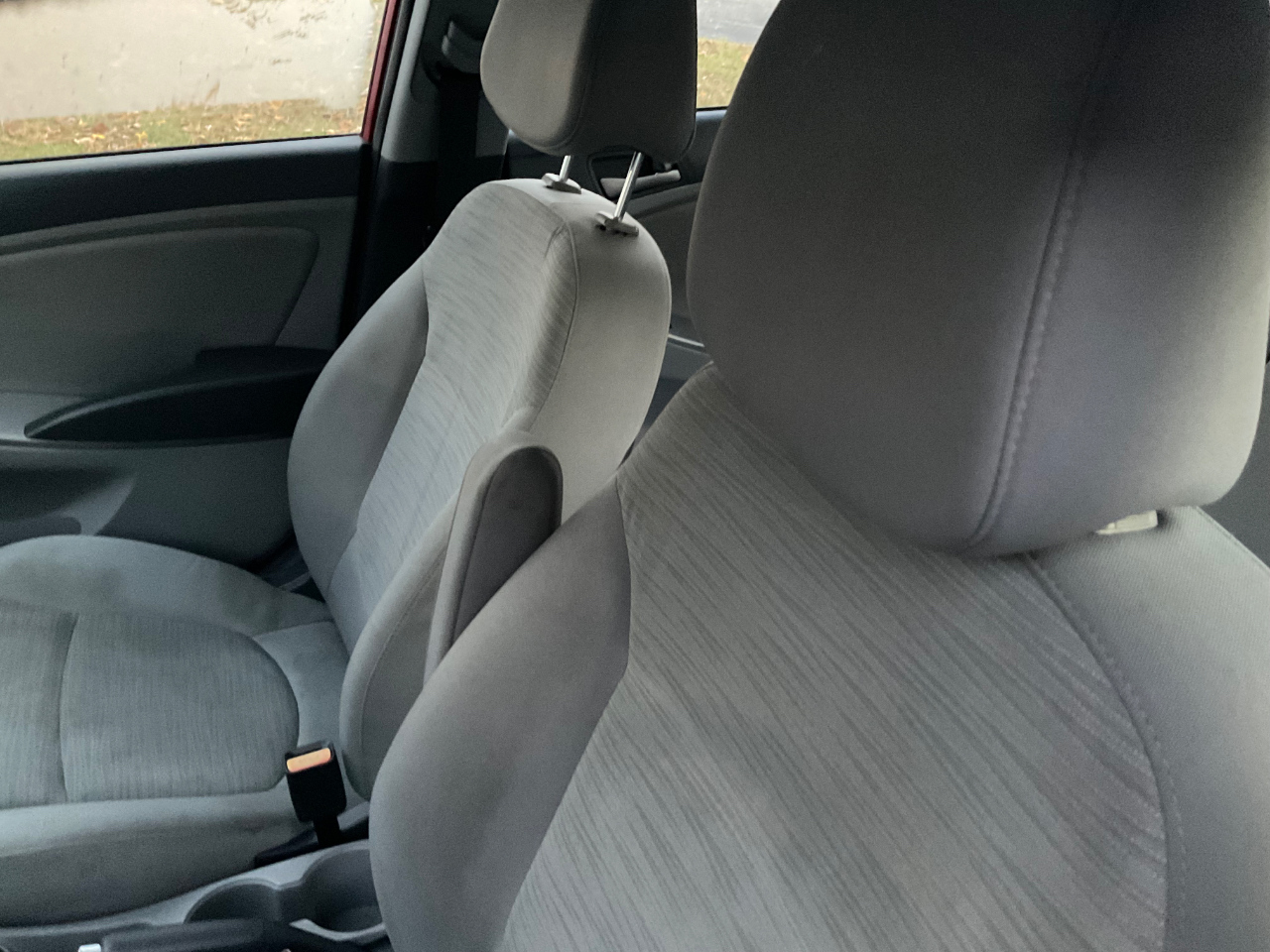 Hyundai Accent 4dr Sdn Auto SE 2016 Hyundai Accent 4dr Sdn Auto SE 2016