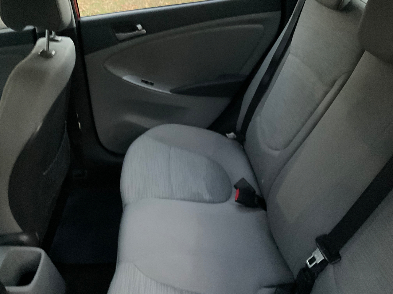 Hyundai Accent 4dr Sdn Auto SE 2016 Hyundai Accent 4dr Sdn Auto SE 2016