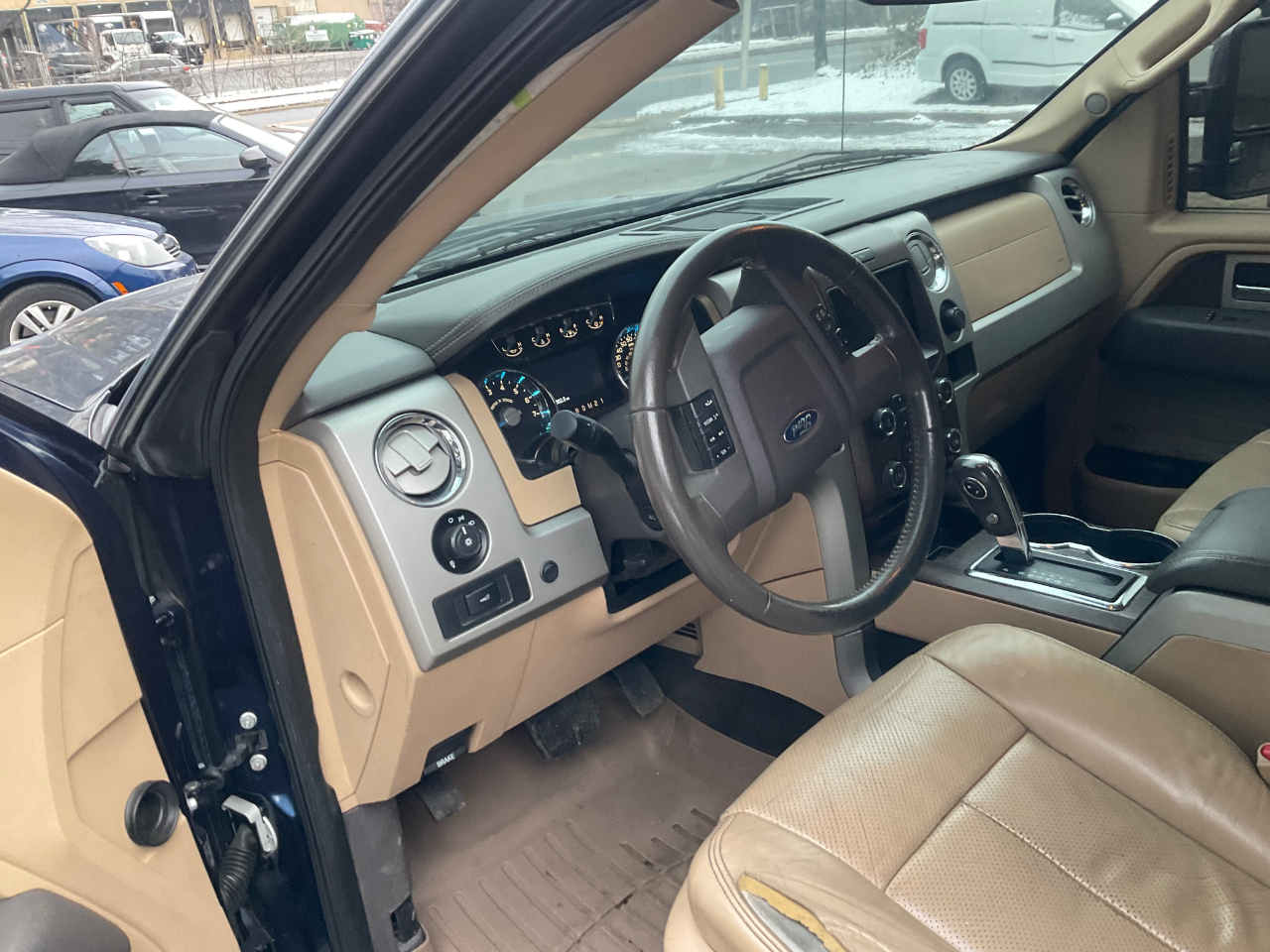 Ford F-150 4WD SuperCrew 145" King Ranch 2014