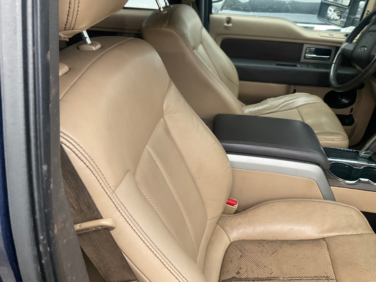 Ford F-150 4WD SuperCrew 145" King Ranch 2014