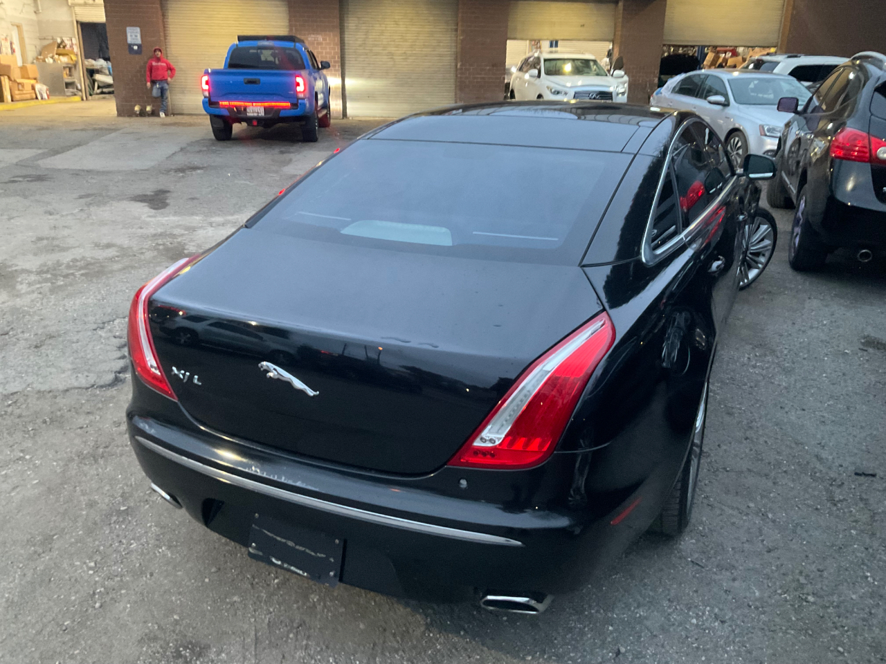 Jaguar XJ 4dr Sdn XJL Supercharged 2011