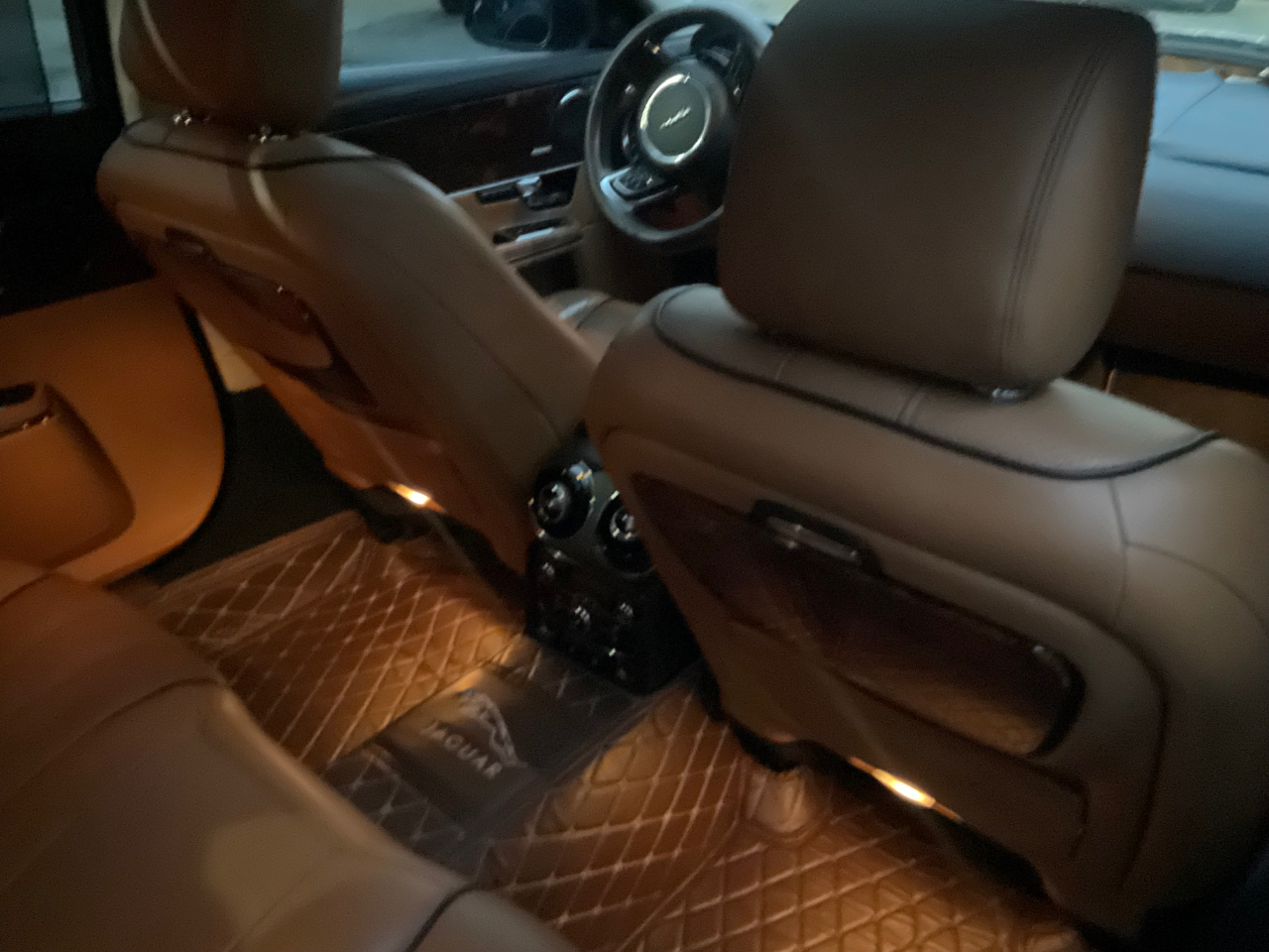 Jaguar XJ 4dr Sdn XJL Supercharged 2011