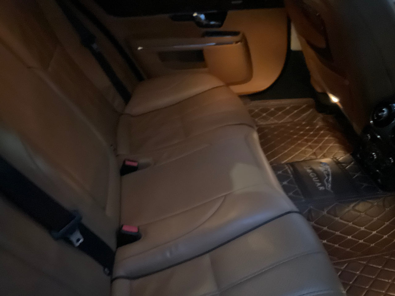 Jaguar XJ 4dr Sdn XJL Supercharged 2011