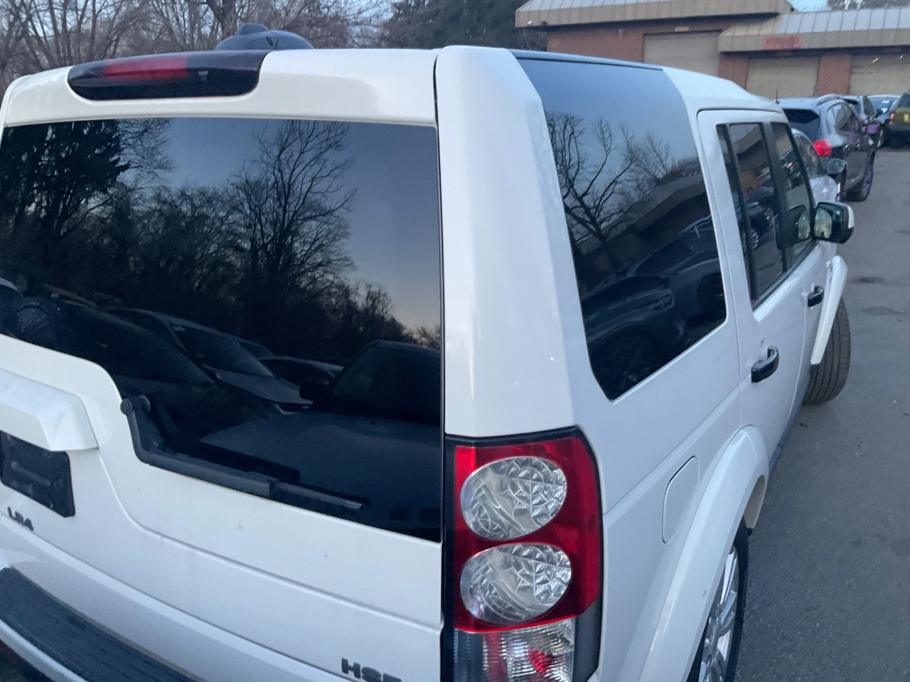 Land Rover LR4 4WD 4dr V8 HSE 2010