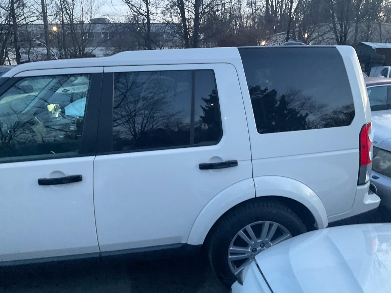 Land Rover LR4 4WD 4dr V8 HSE 2010