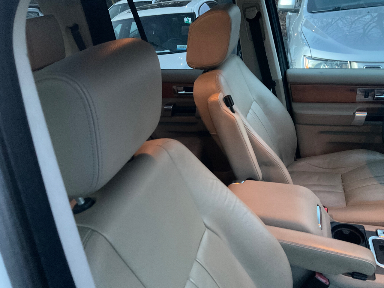 Land Rover LR4 4WD 4dr V8 HSE 2010