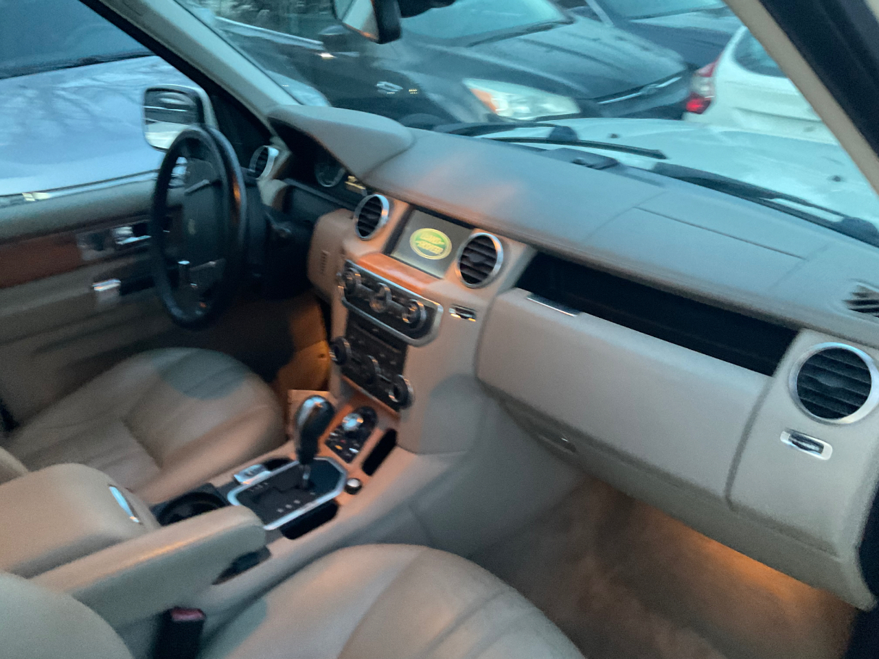 Land Rover LR4 4WD 4dr V8 HSE 2010