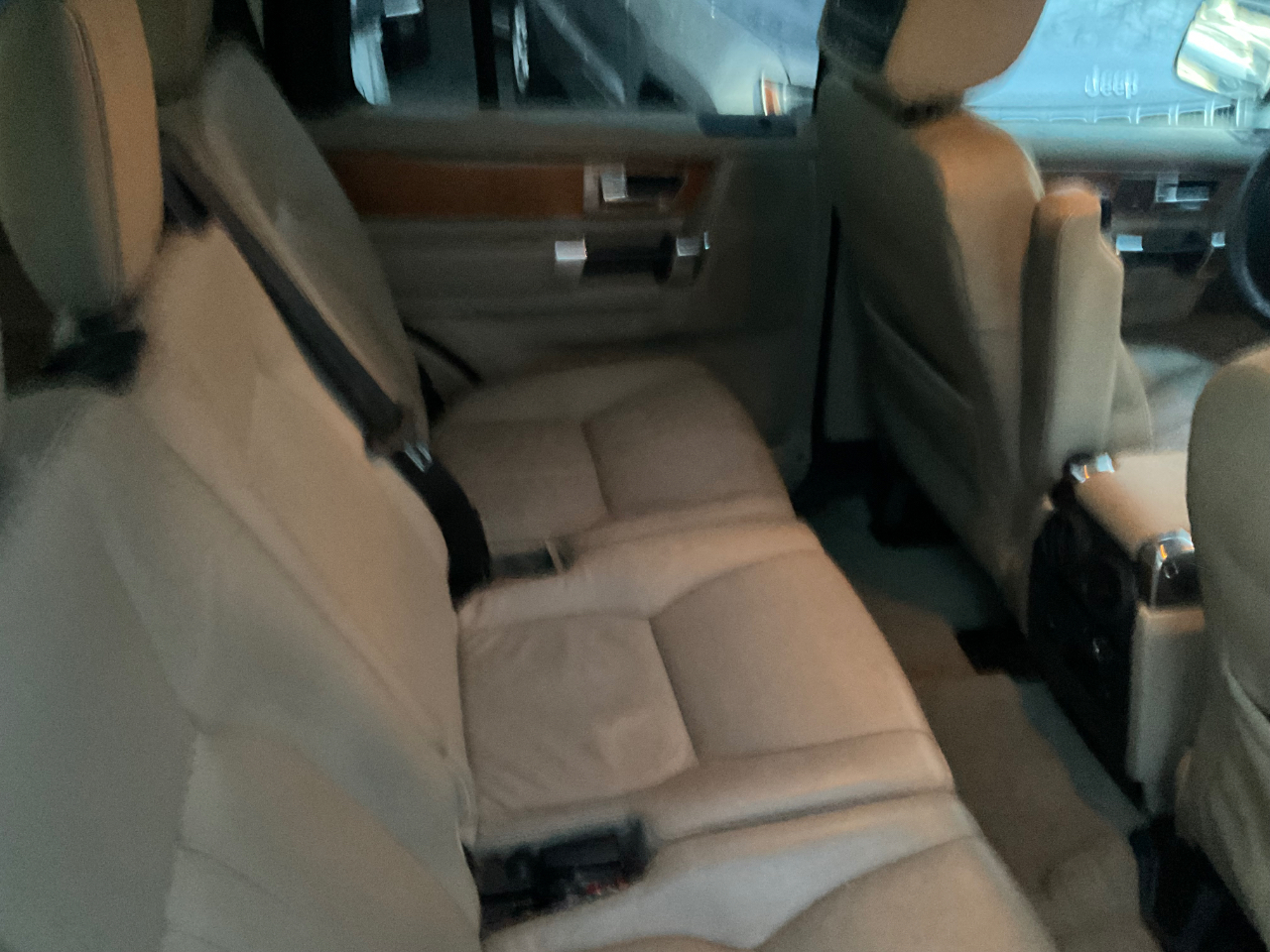 Land Rover LR4 4WD 4dr V8 HSE 2010