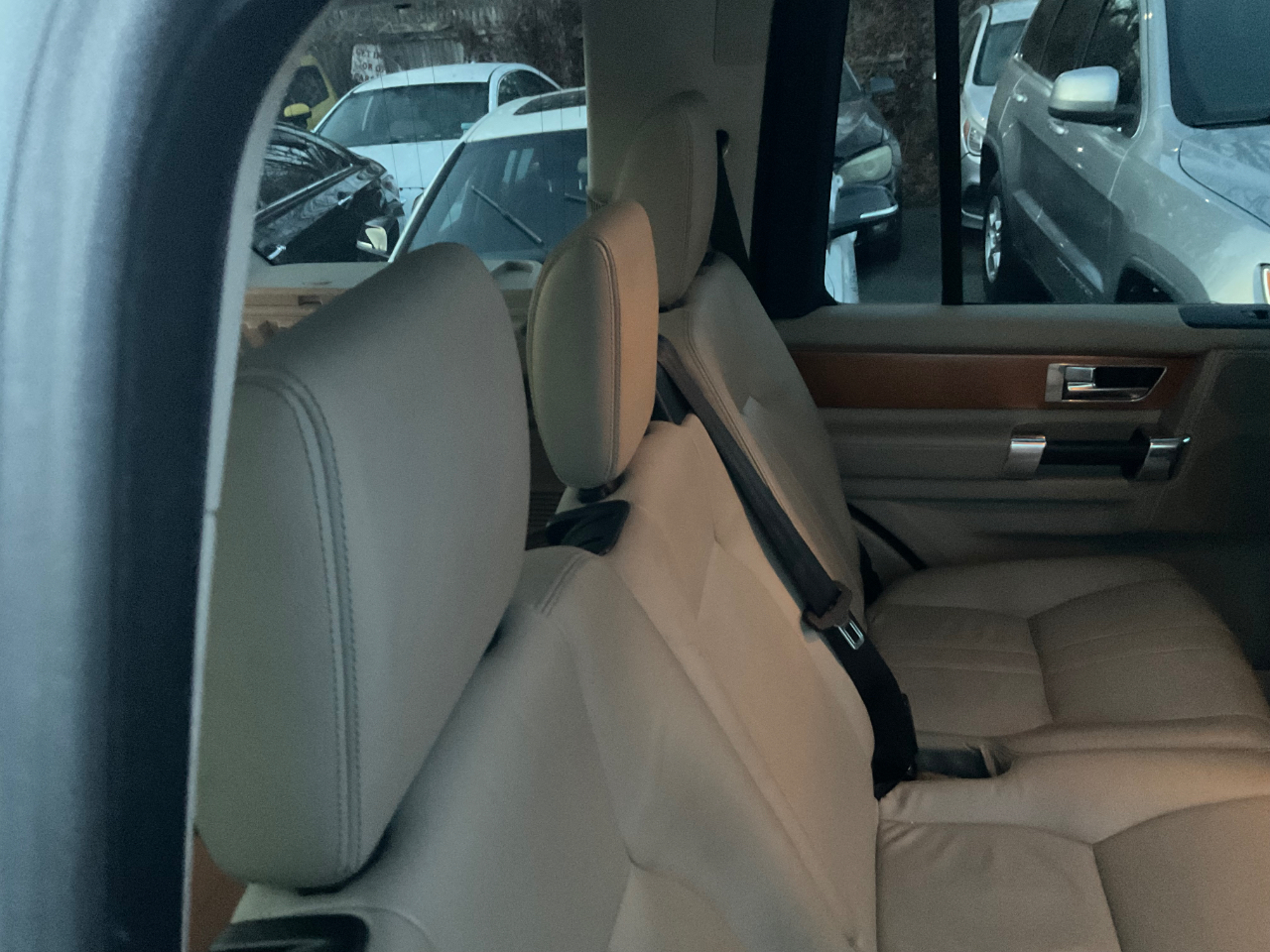 Land Rover LR4 4WD 4dr V8 HSE 2010