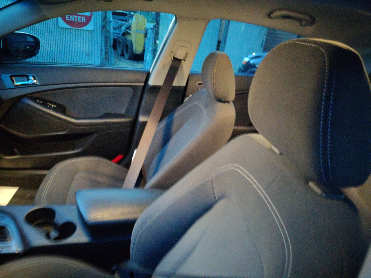 Kia Optima 4dr Sdn 2.4L Auto Hybrid 2012