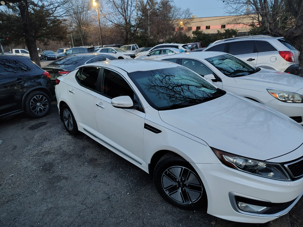 Kia Optima 4dr Sdn 2.4L Auto Hybrid 2012