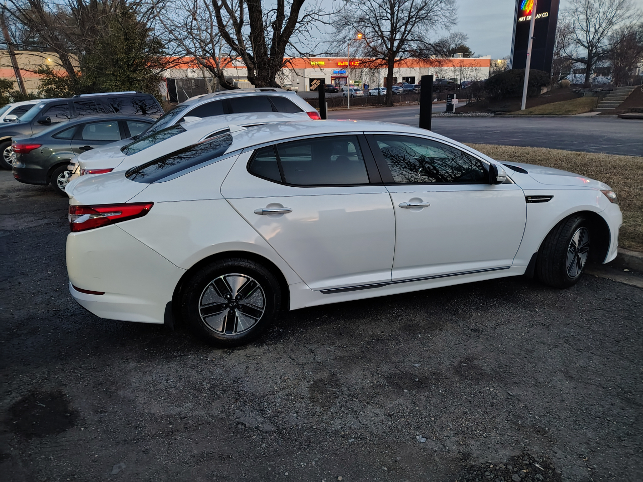 Kia Optima 4dr Sdn 2.4L Auto Hybrid 2012