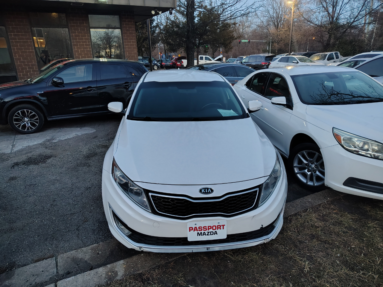 Kia Optima 4dr Sdn 2.4L Auto Hybrid 2012