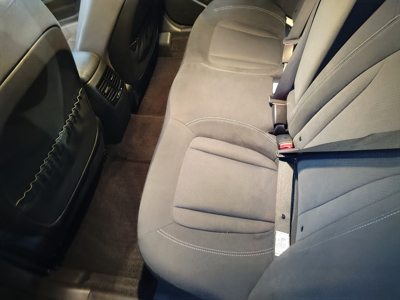 Kia Optima 4dr Sdn 2.4L Auto Hybrid 2012